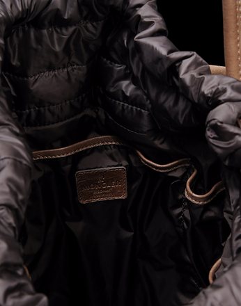 Moncler — e-commerce