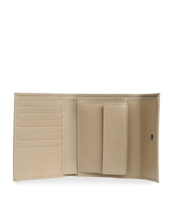Valentino — e-commerce