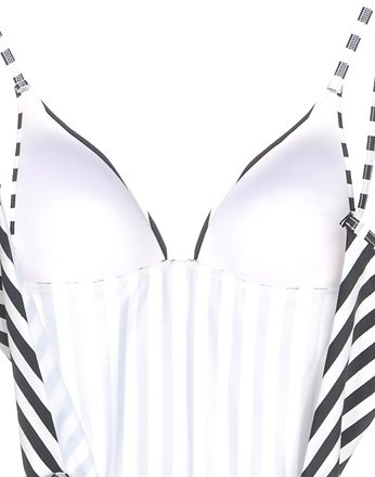 Y-3 — e-commerce